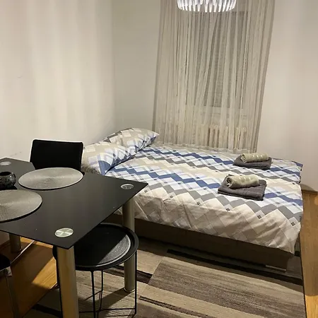 Fontana Ramonda Apartment